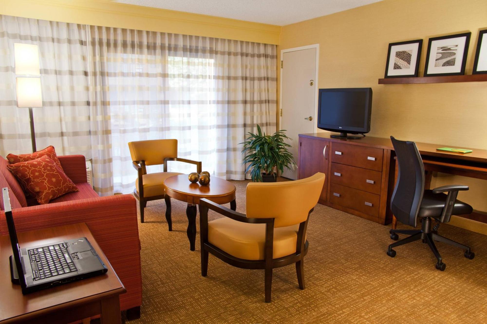 คอร์ตยาร์ด สโปแคน ดาวน์ทาวน์ แอท เดอะ คอนเวนชั่น เซ็นเตอร์ Hotel ภายนอก รูปภาพ