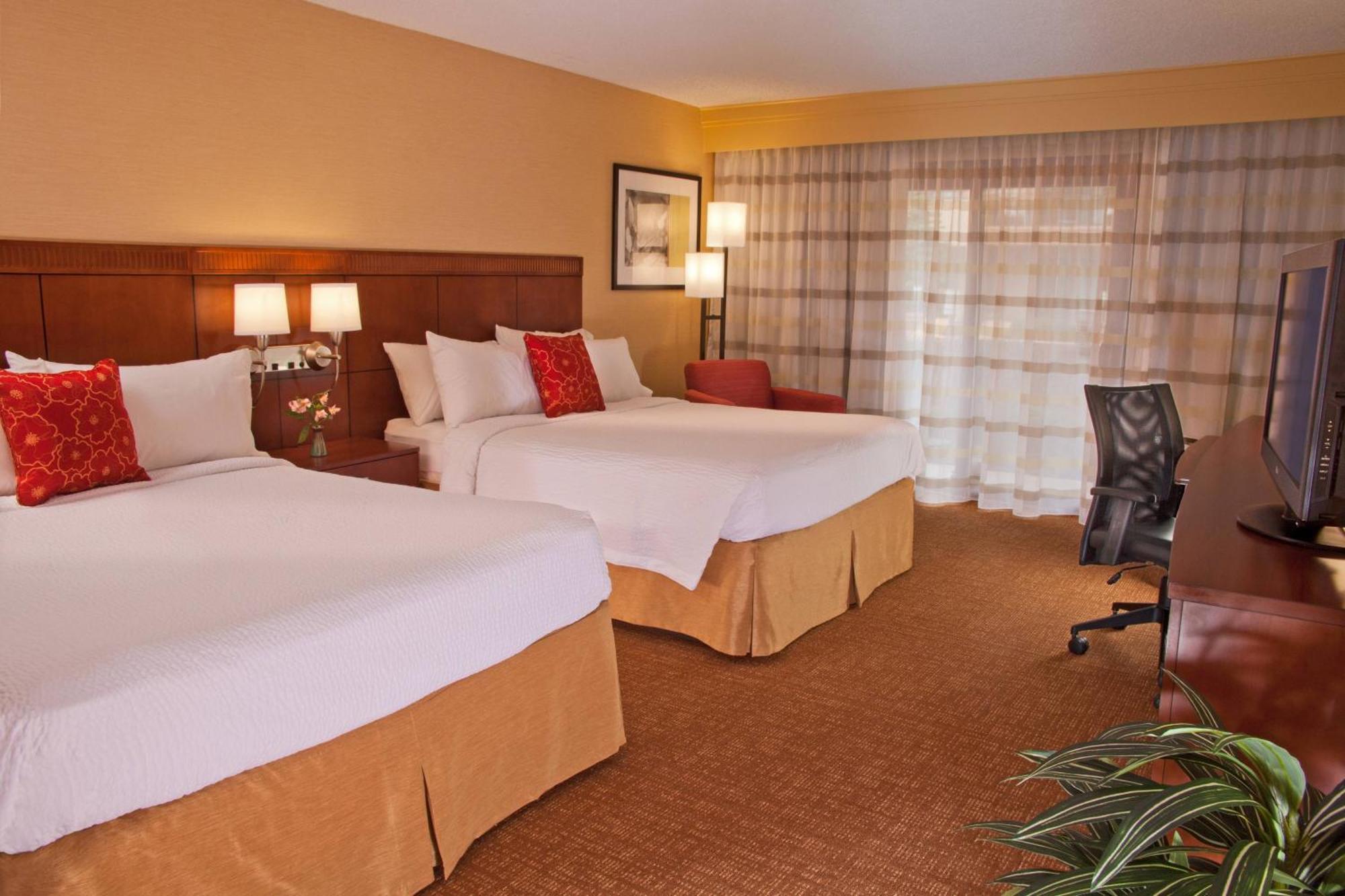 คอร์ตยาร์ด สโปแคน ดาวน์ทาวน์ แอท เดอะ คอนเวนชั่น เซ็นเตอร์ Hotel ภายนอก รูปภาพ